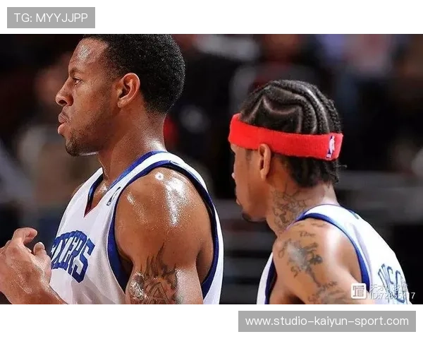 体育明星与粉丝打篮球！被帽成表情包