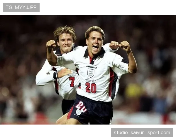 利物浦夺冠,欧文称赞红军传奇精神!,欧文在利物浦的进球 利物浦夺冠,欧文称赞红军传奇精神!,欧文在利物浦的进球